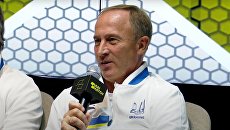 Новый тренер сборной Украины по футболу пообещал журналистам пьянку и танцы