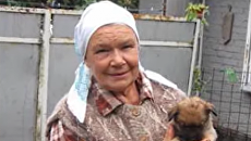 Журналисты сняли дом, в котором до самой смерти жила мать Данилко — видео