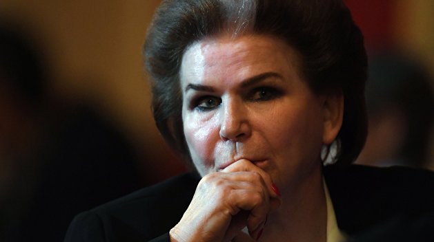 Наперекор декоммунизации: украинский город отказался переименовывать улицу Терешковой Наперекор декоммунизации: украинский город отказался переименовывать улицу Терешковой