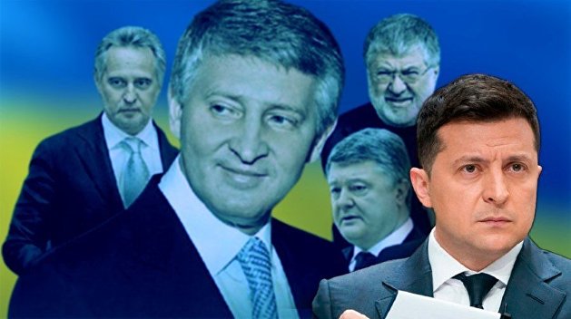 Охота на Зеленского. Президента Украины берут в клещи