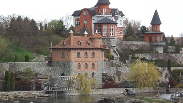 Затопленная церковь, «место силы» Репина и Гоголя, резиденция князя Игоря: уникальные места севера Украины Затопленная церковь, «место силы» Репина и Гоголя, резиденция князя Игоря: уникальные места севера Украины