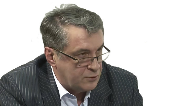 Сергей Ищенко: Главная слабость армии РФ в том, что мы не готовы стрелять в украинцев Сергей Ищенко: Главная слабость армии РФ в том, что мы не готовы стрелять в украинцев