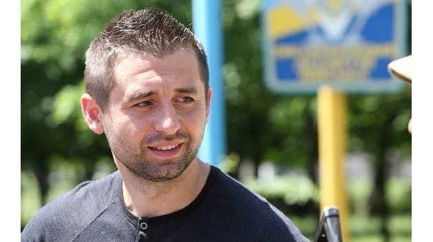 Арахамия прокомментировал версию о коалиции с фракцией Тимошенко Арахамия прокомментировал версию о коалиции с фракцией Тимошенко