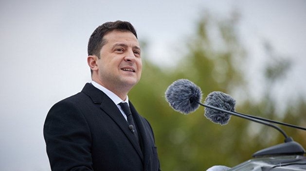 «Чтоб не претендовали на соцподдержку»: украинский политолог едко высмеял инициативу партии Зеленского насчет эвтаназии «Чтоб не претендовали на соцподдержку»: украинский политолог едко высмеял инициативу партии Зеленского насчет эвтаназии