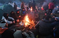 «На колени, предатели!»: Польскую оппозицию обвинили в отправке нелегалов к границам страны