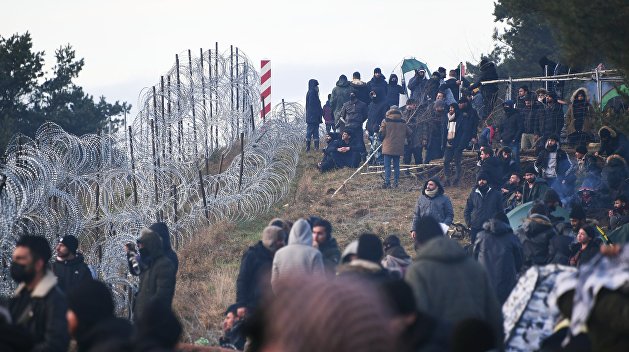 «Люди не должны умирать на границе»: поляки возмущены действиями своего правительства