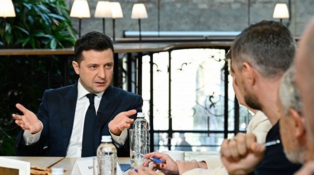 Исповедь обиженного: соцсети о пресс-конференции Зеленского Исповедь обиженного: соцсети о пресс-конференции Зеленского