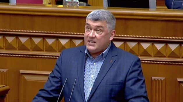 Депутат Рады впервые сам вышел из фракции «Слуги народа» Депутат Рады впервые сам вышел из фракции «Слуги народа»