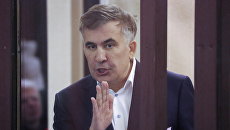 За что судят Саакашвили. Пять уголовных дел скандального политика