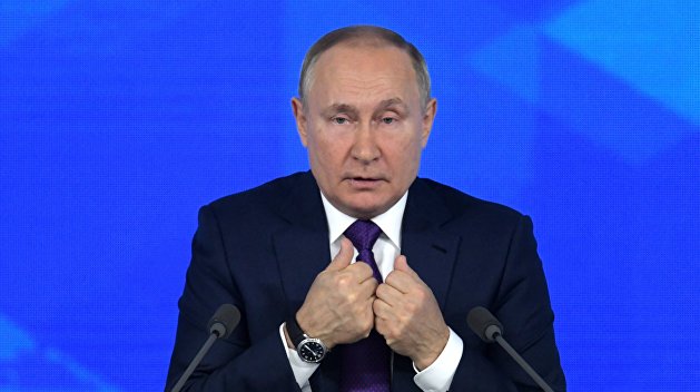 Путин призвал делать русский мир привлекательным для всех Путин призвал делать русский мир привлекательным для всех