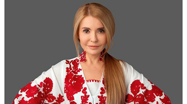 «18+»: Тимошенко удивила нарядом на Рождество