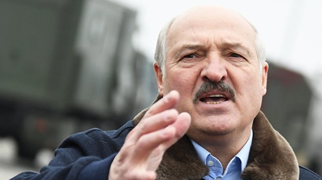 «Все, мужики, повоевали»: Лукашенко сказал, как Байден может закончить конфликт на Украине