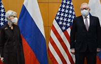 Смирнов объяснил, почему США выставляют Россию "мировым злодеем"