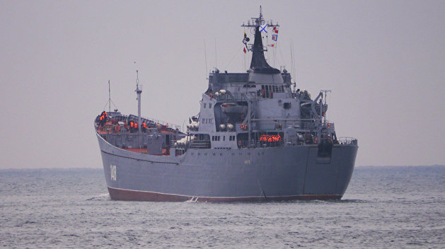 Большой десантный корабль ВМФ РФ «Орск» вошел в Средиземное море - СМИ