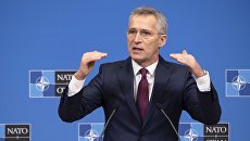 Столтенберг: НАТО выступает за сохранение каналов связи с Россией