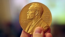 Нобелевскую премию по физике вручат за «странные» состояния материи