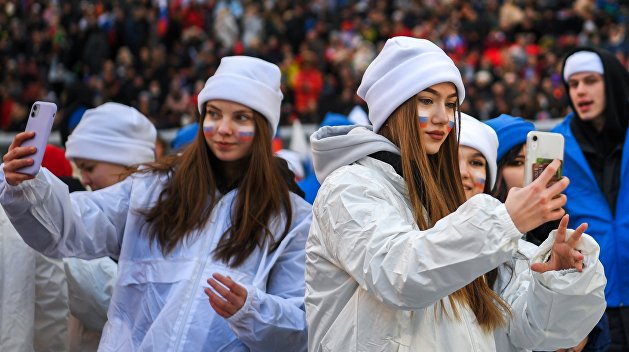 Политолог Лобода рассказала, что российская молодёжь думает о спецоперации на Украине
