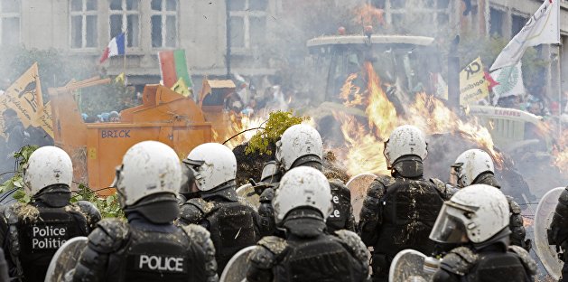 Крашенинникова предсказала массовые протесты в Европе