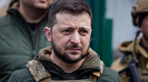 Зеленский бросает граждан Украины в «мясорубку» в Донбассе - военный эксперт Зеленский бросает граждан Украины в «мясорубку» в Донбассе - военный эксперт