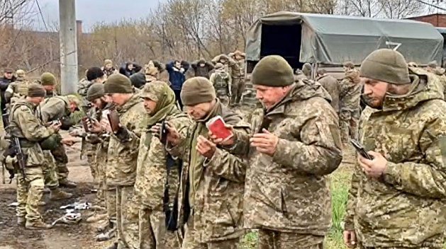 Порядка 90% украинских военных сдаются после первых выстрелов, но есть одна проблема - экс-глава МГБ ДНР