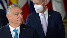 Борщ гуляшу не товарищ. Зачем Киев продолжает атаковать премьера Венгрии
