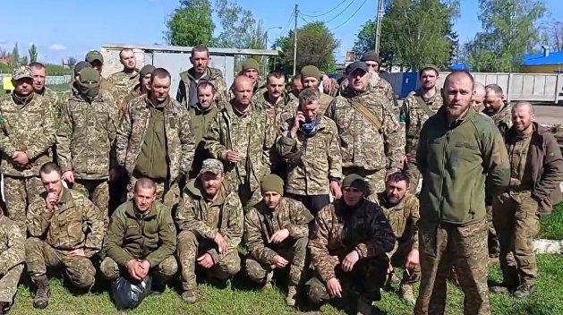 Тероборону приносят в жертву, преданных командирами военных наказывают. Итоги 10 мая на Украине