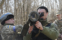 Нет хлеба, зато полно военных зрелищ: США загнали Украину в ловушку