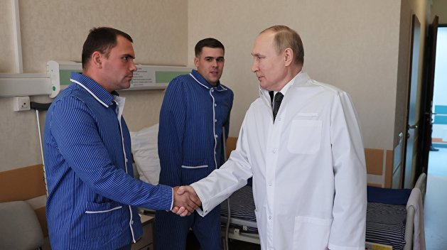 «Они все герои» - Путин об участниках спецоперации по защите Донбасса после визита к ним в госпиталь