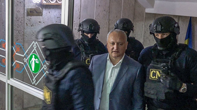 Зачистка : В Кишиневе арестовали бывшего президента Молдавии Додона