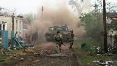 «Танком можно положить батальон». Кто и как гонит украинские войска под Лисичанском