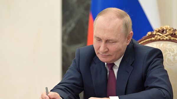 Президент РФ В. Путин встретился с финалистами конкурса Большая перемена
