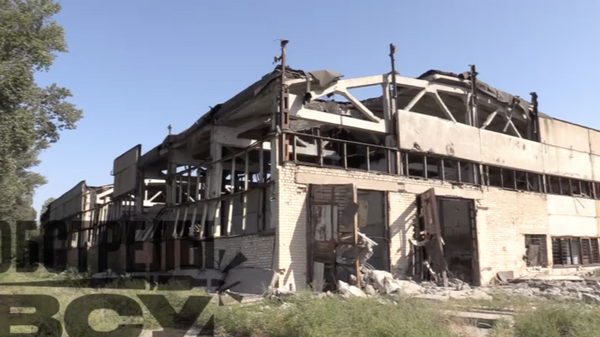 Заброшенный завод в Мелитополе после обстрела ВСУ