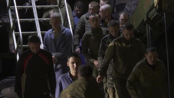 В Россию вернулись 55 военнопленных с Украины