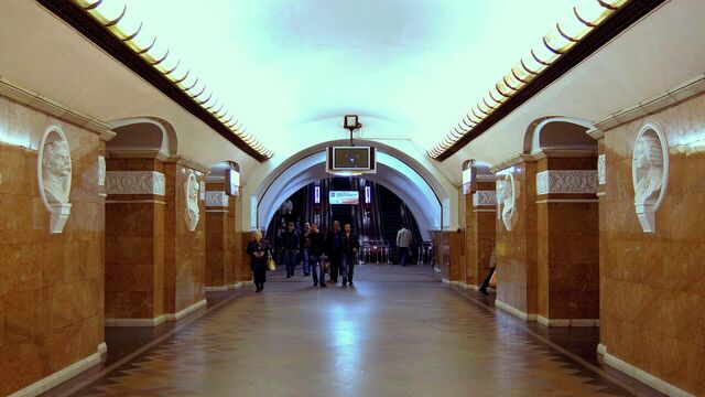 С надеждой на чудо. О чём свидетельствуют закрытие 6 станций киевского метрополитена