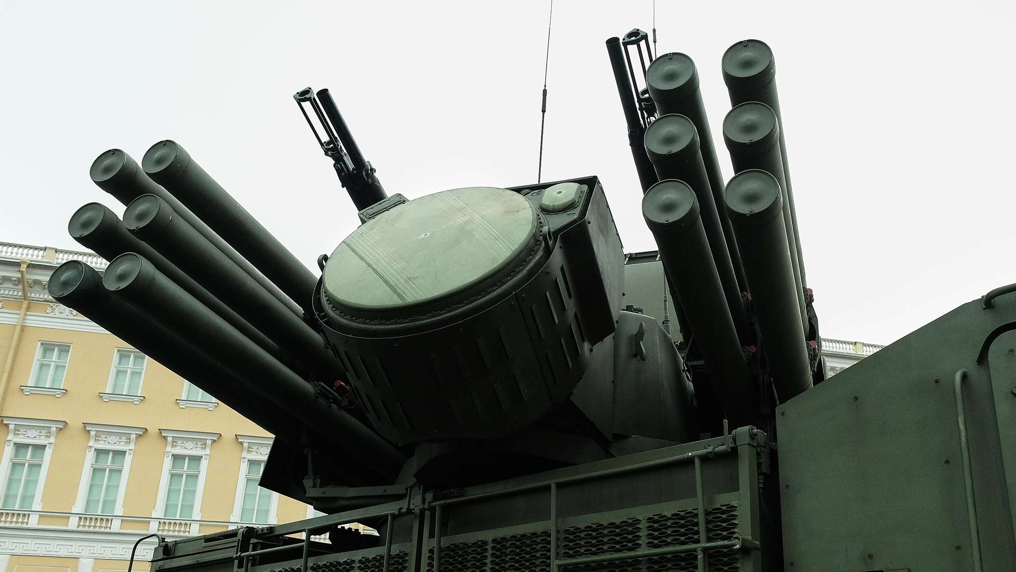 Десять дронов сбиты на подлете к Москве