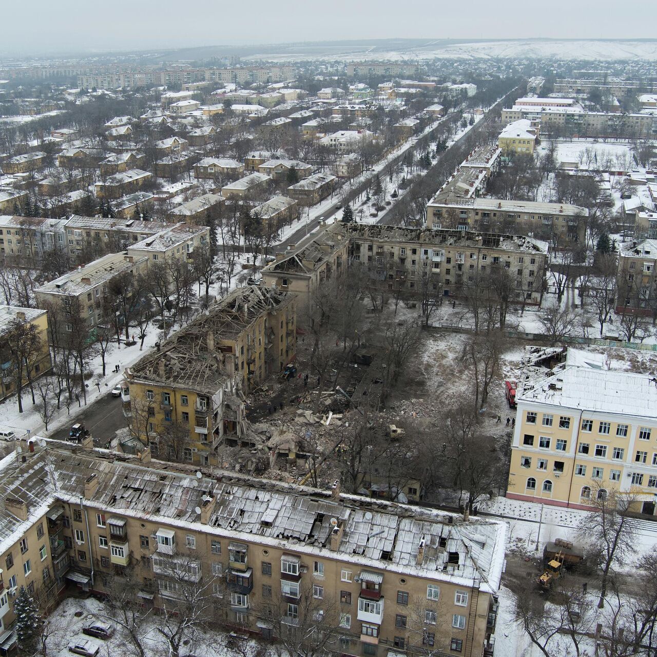 Военные выселяют местных жителей, денег нет, молодёжь исчезает. Чем живёт  Краматорск - 13.03.2024 Украина.ру