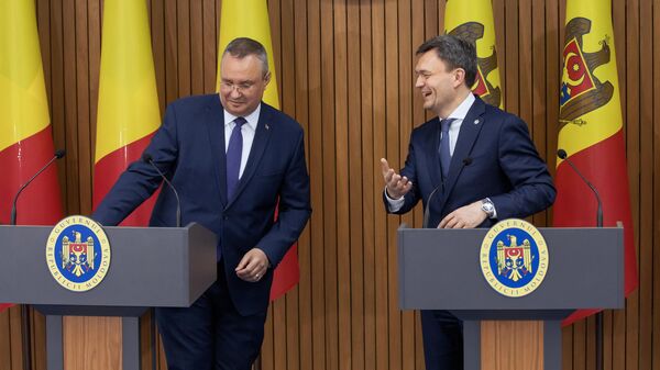Премьер-министр Румынии Николае Чукэ и премьер-министр Молдавии Дорин Речан. Архивное фото