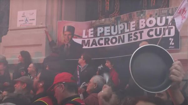 Concert de casseroles à Paris Протесты Франция 17 18 апреля Пенсионная реформа