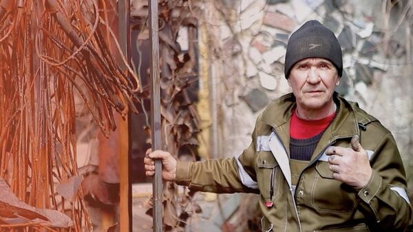 Как главный кузнец Донбасса превращает смертельное оружие в шедевры искусства. Видео