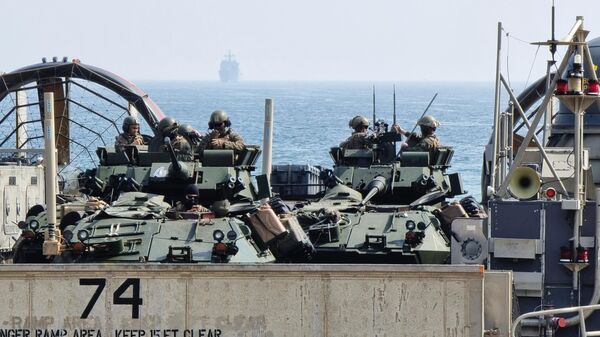 Совместные десантные учения США и Южной Кореи Ssangyong