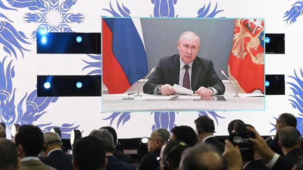Президент РФ В. Путин принял участие в церемонии по случаю доставки ядерного топлива на АЭС Аккую