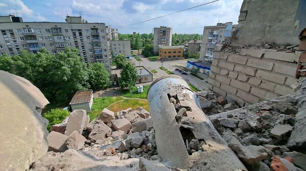 Последствия обстрела Ясиноватой в ДНР из РСЗО Град