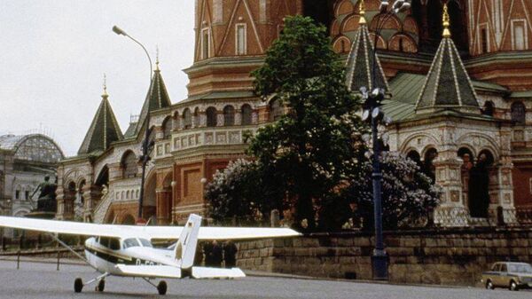 Самолёт Руста в Москве