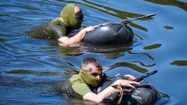 учения по форсированию реки в Десантно-штурмовых войсках ВСУ