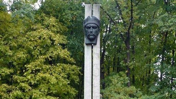 Памятник Мартыну Пушкарю в Полтаве