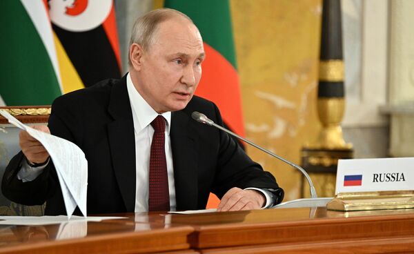 Президент РФ В. Путин принял лидеров ряда африканских государств Президент РФ В. Путин принял лидеров ряда африканских государств