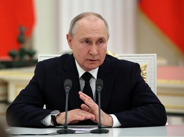 Встреча президента РФ В. Путина с военнослужащими Встреча президента РФ В. Путина с военнослужащими