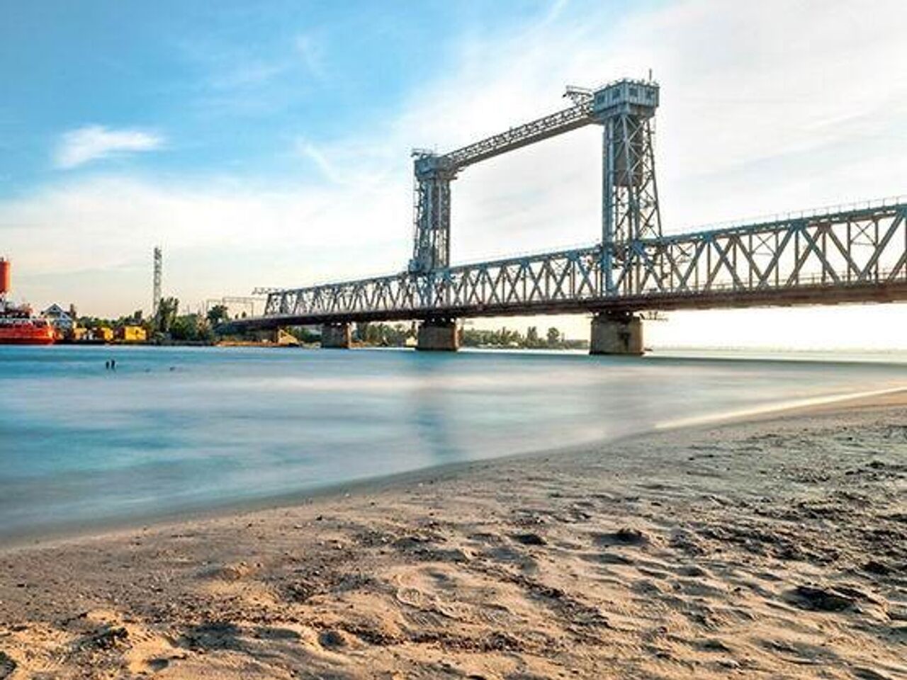 Разводной мост в Затоке