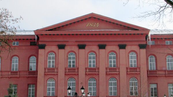 Красный корпус Киевского университета. Восточный (тыльный) фасад