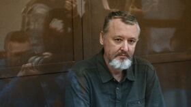 Рассмотрение жалобы защиты на арест бывшего министра обороны ДНР И. Стрелкова